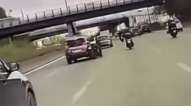 Motard guadeloupéen percuté sur l’A4 : deux policiers placés sous contrôle judiciaire