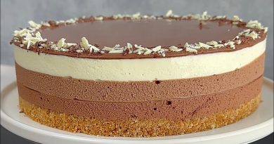 Mousse 3 Chocolats : Un Gâteau Légèrement Nuageux !