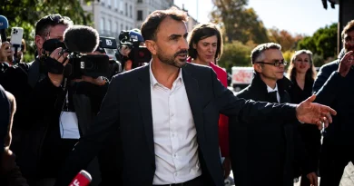 Municipales 2026 : face à Jean-Michel Aulas, la gauche lyonnaise tente d’organiser la riposte