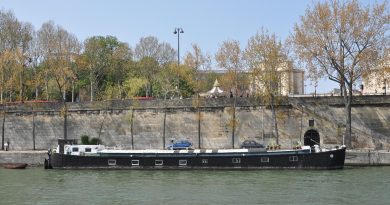 Pays de la Loire, Nantes, Angers, Loire river, castle, vineyard, coast, landscape
