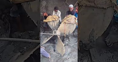 Naissance d'une Hélice Géante en Bronze : Un Chef-d'Œuvre !