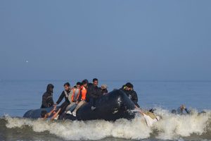 Naufrage meurtrier dans la Manche : 3 à 15 ans de prison requis contre huit passeurs présumés