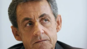 Nicolas Sarkozy placé sous contrôle judiciaire après sa remise en liberté