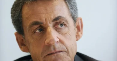Nicolas Sarkozy placé sous contrôle judiciaire après sa remise en liberté