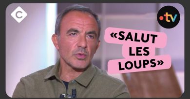 Nikos, le tonton adoré à imiter !