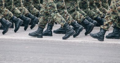 "Nous devons être prêts à tout scénario" : face à la menace russe, la Pologne veut former 500 000 soldats d’ici à 2026, des formations seront proposées dès l’école primaire