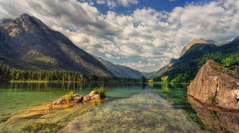 Auvergne-Rhône-Alpes, Lyon, Annecy, Alps, volcano, lake, mountain, ski, village