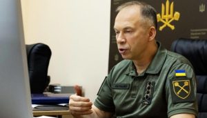 Oleksandr Syrsky et Fabien Mandon discutent de la formation des pilotes ukrainiens de Mirage et du renforcement de la défense antiaérienne