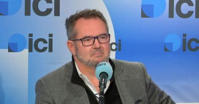 "On est tout seul pour gérer nos églises, l'État ne nous aide pas beaucoup" dit Ludovic Suzé, adjoint au maire de Cailly - ICI