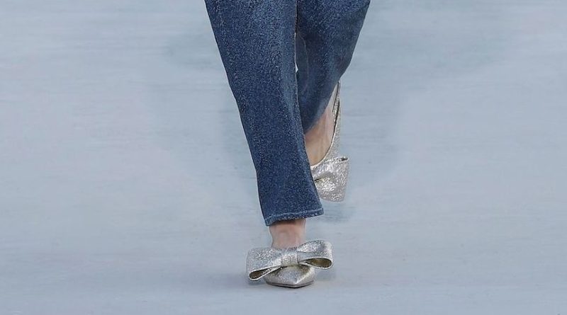 Oubliez les talons et slingbacks : découvrez les chaussures de fête à porter en décembre