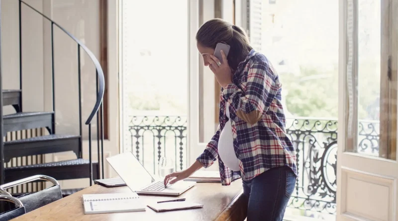 « Les femmes et la maternité : un facteur clé des inégalités sexistes en entreprise »