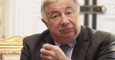 Un homme insulte Gérard Larcher en appelant le standard du Sénat 18 fois : 6 mois de