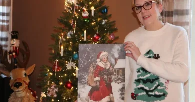 Cette Bretonne paternataliphile débute sa saison préférée en collectionnant des objets uniques