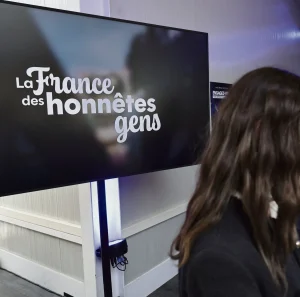 « Un cadre des jeunes LR accusé d'agression sexuelle par une militante de 17 ans »