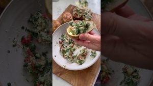 Peaux de pommes de terre à la friteuse à air | Recette de Jamie Oliver