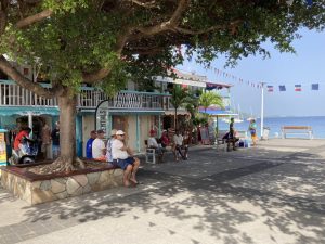 Pédocriminalité aux Saintes : un couple de Terre-de-Haut condamné à quatre ans de prison ferme 