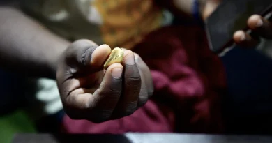 Ghana : l’or sale alimente Amazon, Tesla, Starbucks et Xerox via leurs fournisseurs