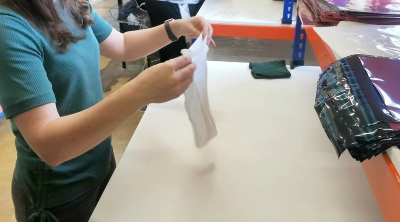 Pétrone séduit les femmes : la marque gersoise réussit son pari audacieux sur la lingerie féminine