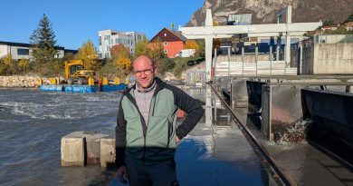 Pierre dirige des travaux subaquatiques sur le barrage de Montmélian - ICI