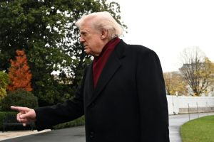 Plan de Trump: les Américains à Genève espèrent "régler les derniers détails" avec les Ukrainiens