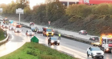 Plus de 4 km de bouchons sur la N12 à la suite de deux accidents impliquant huit véhicules, à Lamballe