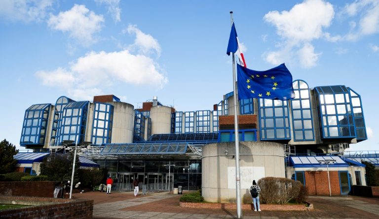 Policiers de Bobigny mis en examen pour viols: une vidéo retrouvée sur le portable de l'un d'eux