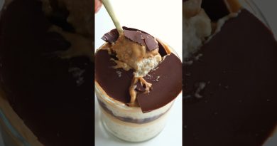 Porridge protéiné saveur Snickers : recette en commentaire !