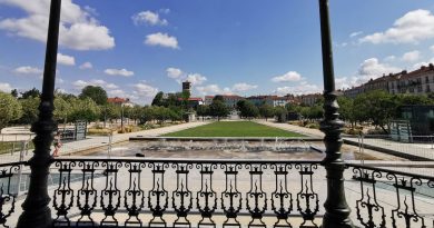 Pourquoi appelle-t-on les places publiques de nos villes, des champs de Mars ? - ICI