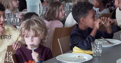 Premier bilan d'étape positif pour la journée d'école en continu "MAE" à Neuchâtel | RTS