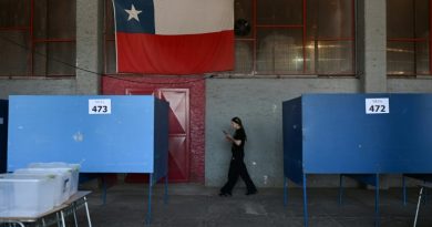 Présidentielle au Chili: la communiste Jara et l'ultraconservateur Kast en ballotage