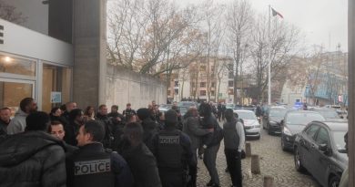 Procès du meurtrier présumé d’Arthur : un huis clos prononcé après de nouvelles violences au tribunal d’Évry