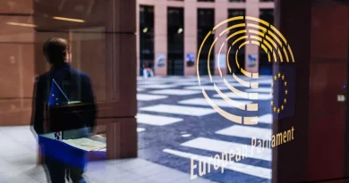 Devoir de vigilance : alliance de la droite et de l'extrême droite au Parlement européen sur l'omnibus