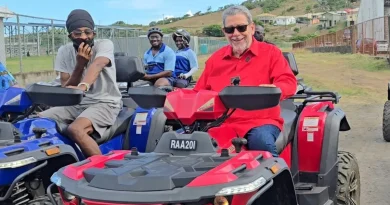 Ralph Gonsalves, 79 ans, se présente pour un 6e mandat aux législatives de Saint-Vincent et les Grenadines.