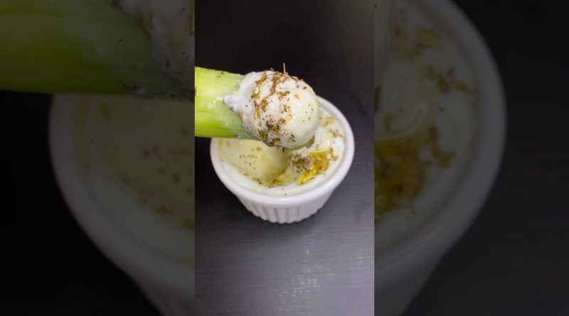 Recette rapide du TOUM : Crème d'ail libanaise délicieuse !