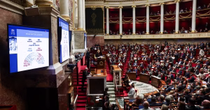 Réforme des retraites, shutdown, législatives en Irak, Ukraine, Pérou : le point de la nuit