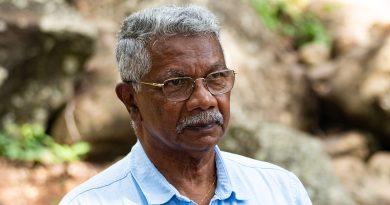 René-Paul Victoria rend homme au général de Gaulle pour l'anniversaire de sa disparition