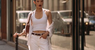 Ceinture marron : l'accessoire rétro et minimaliste qui modernise vos jeans