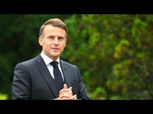 Réunion à l'Élysée : Le prochain Premier ministre en péril