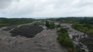 Rivière des Pluies : des travaux d’urgence pour stabiliser le lit avant la saison cyclonique