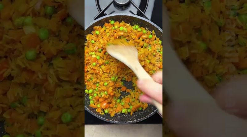 Riz savoureux aux légumes croquants