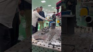 Robot industriel à six axes pour automatisation de soudure