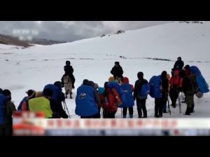 Route menant au lac Kanas en Chine fermée