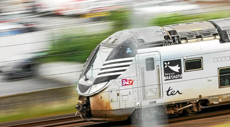 SNCF : une personne décède suite à une collision avec un train entre Lorient et Quimper, la circulation ferroviaire interrompue