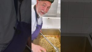 Sauté vegan savoureux à la cantine : recette facile