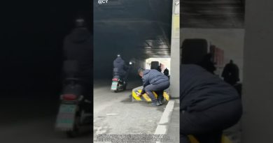 Sécurité des tunnels : Nettoyage manuel des panneaux réfléchissants