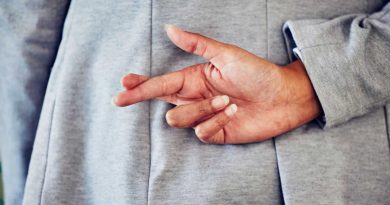 Selon un ex-agent du FBI, voici comment repérer un menteur en 30 secondes