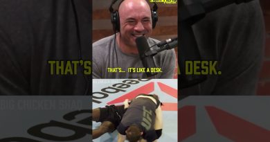 Shaquille O'Neal affronte une combattante de l'UFC