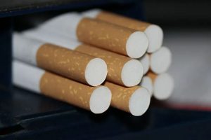 Six mois d'enquête, neuf interpellations : un réseau de trafic de stupéfiants et de cigarettes démantelé dans une épicerie