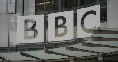 La fabrique du monde : Donald Trump intensifie sa guerre de l'information contre les médias internationaux