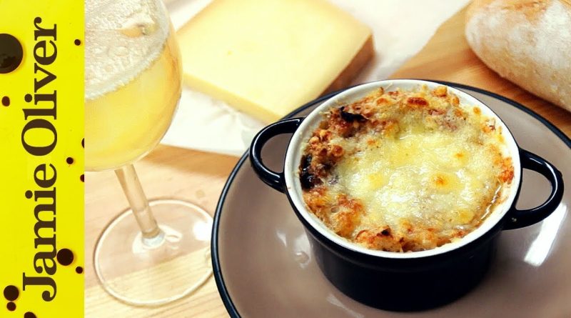 Soupe à l'oignon française classique | Cuisine du Français